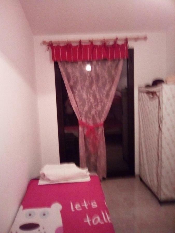 Sperone Hotell Mandra Capreria Exteriör bild